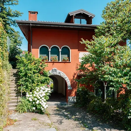R Glicine House