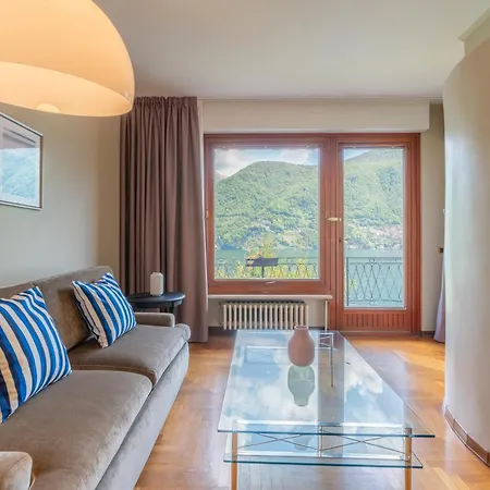 Apartment Glicine, By R Collection