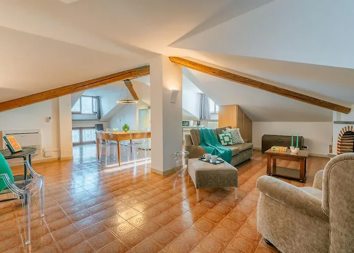 Apartament R Glicine House *