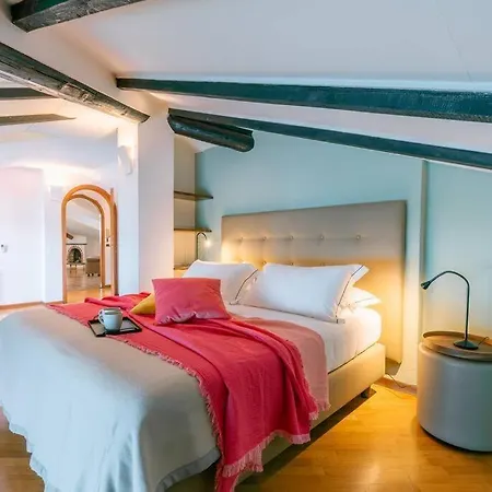 Lejlighed R Glicine House