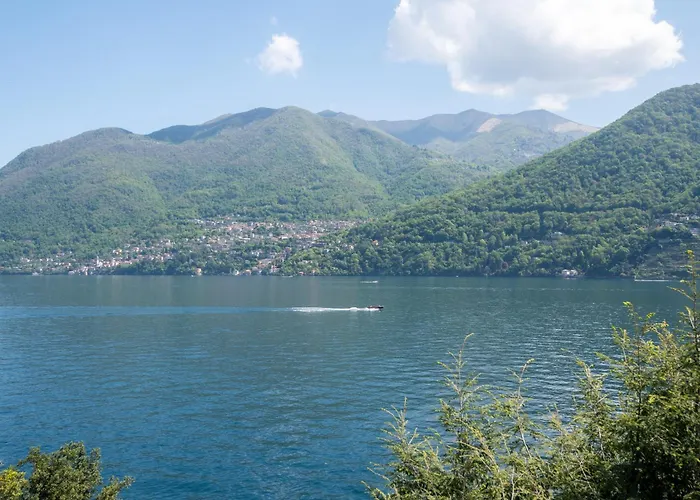 Apartment R Glicine House Brienno